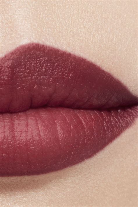 ROUGE ALLURE VELVET Luminous matte lip colour 69 